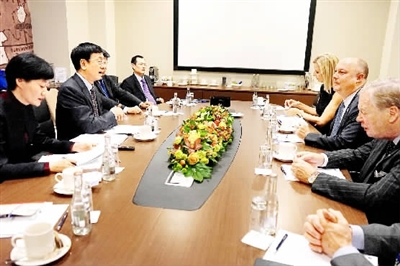 昭通曹建明会见国际检察官联合会主席乔罗希